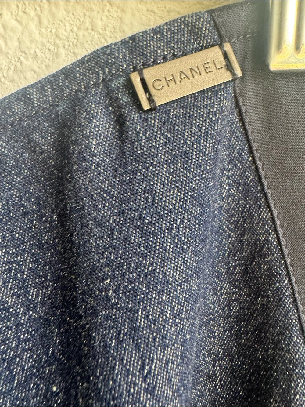 CHANEL Classic Blue Sparkle Side Panel Detail Knee Length Skirt size 10